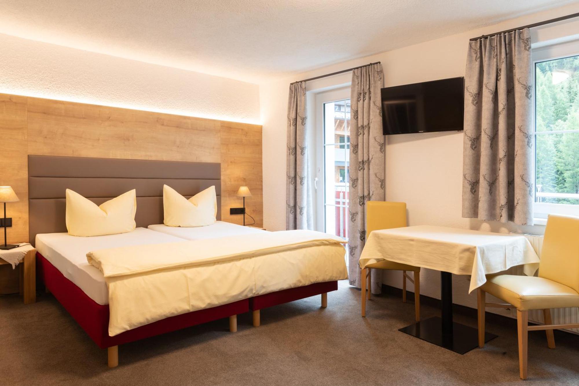 Midland Hotel Sankt Anton am Arlberg Bagian luar foto