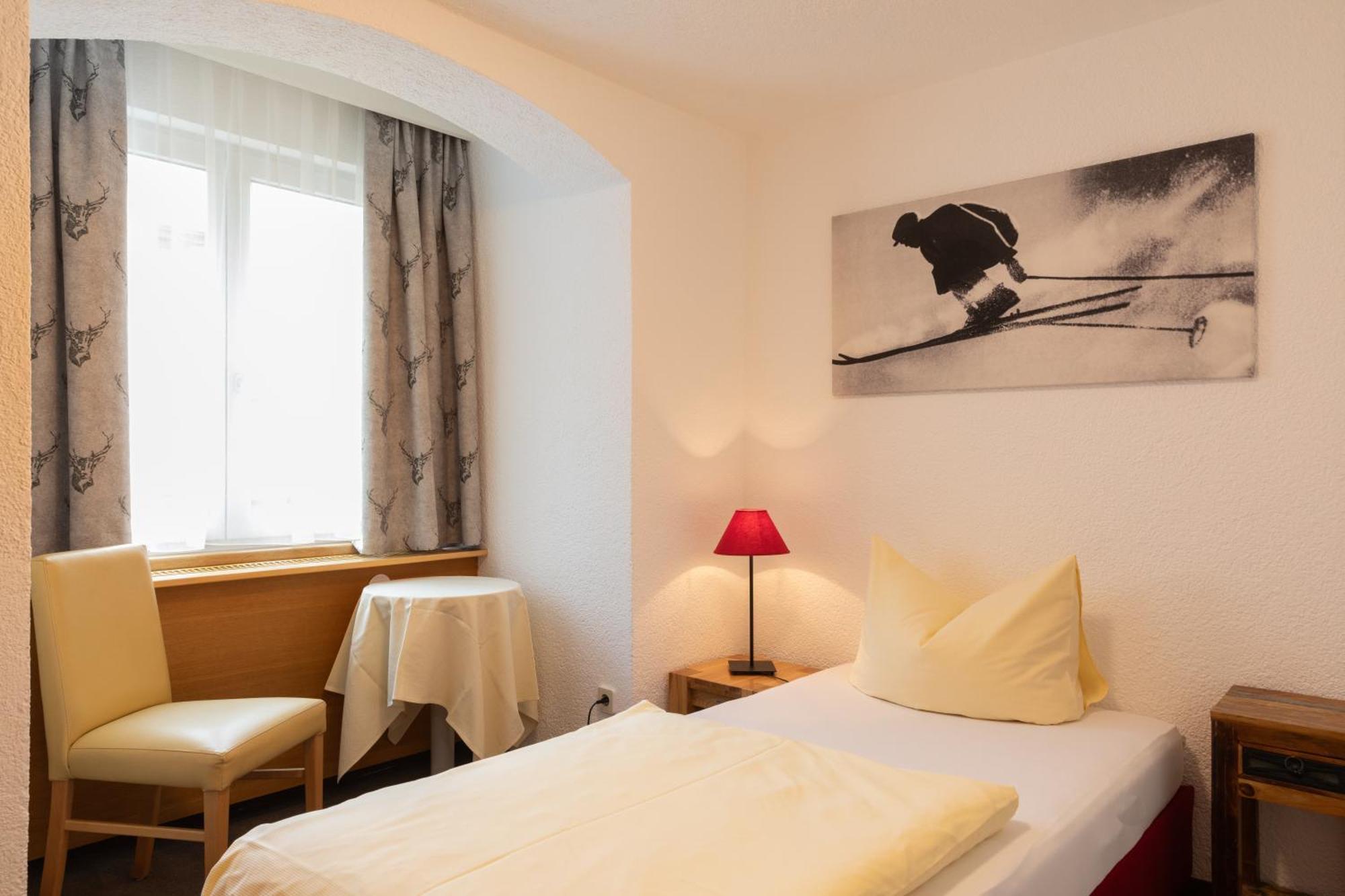 Midland Hotel Sankt Anton am Arlberg Bagian luar foto